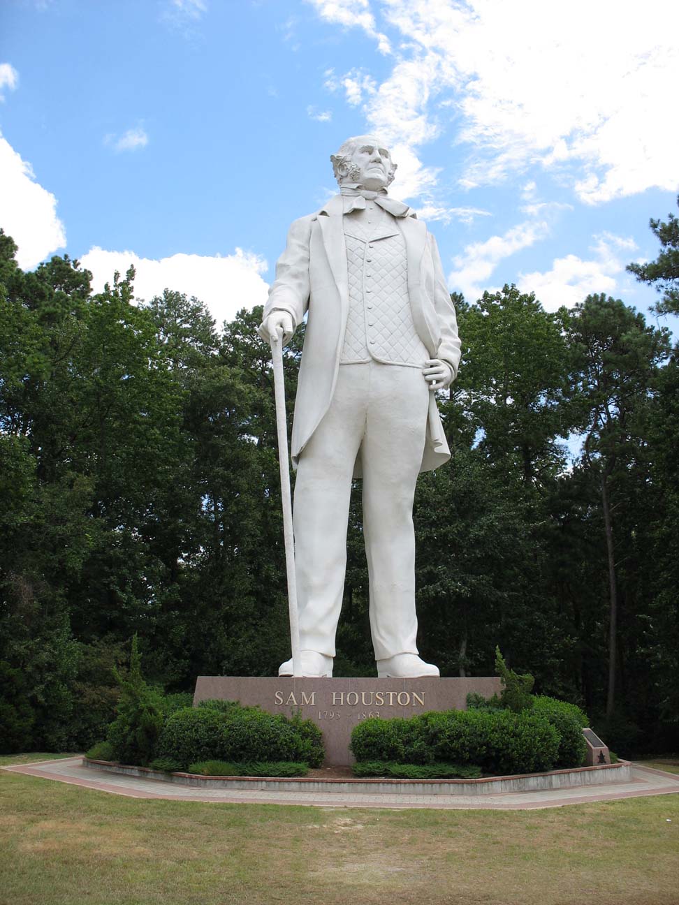 05-samhoustonstatue.jpg