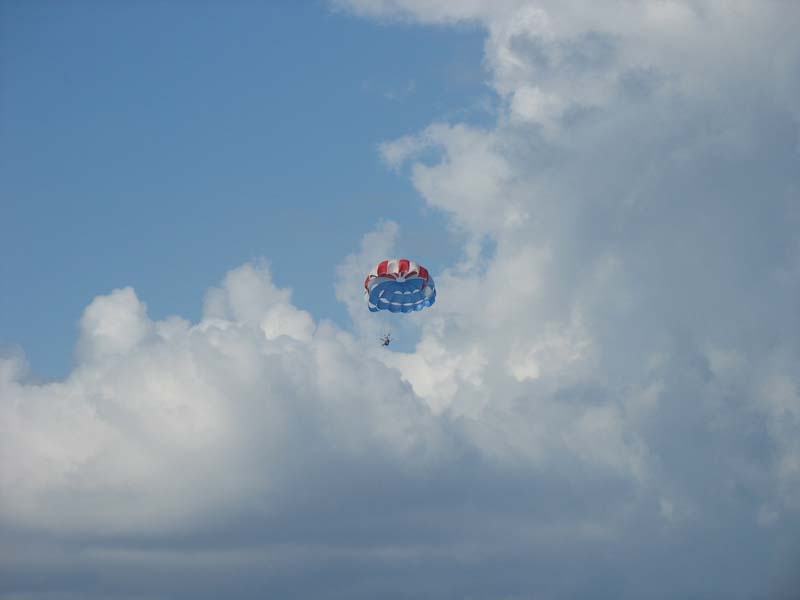 212-parasail.jpg